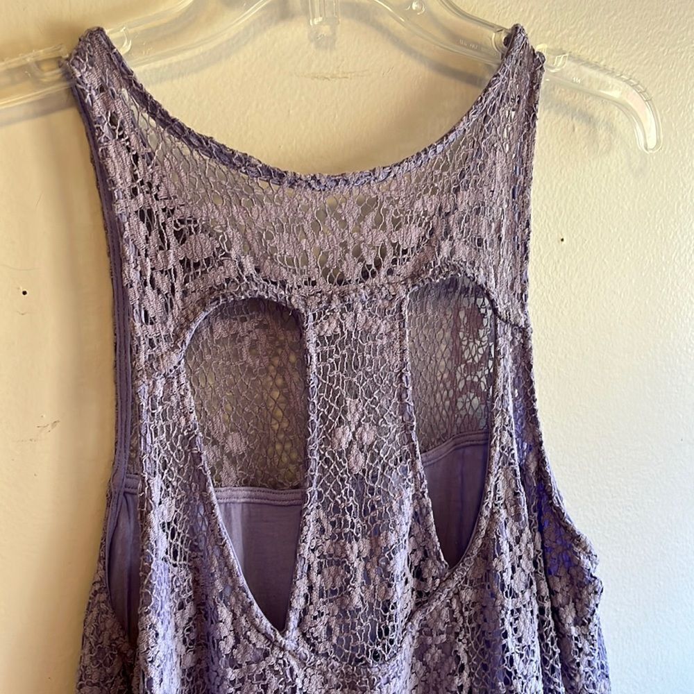 EXCELLENT CONDITION LARGE PRETTY PURPLE FREE PEOPLE LACE SLEEVELESS LINED DRESS - Picture 5 of 8